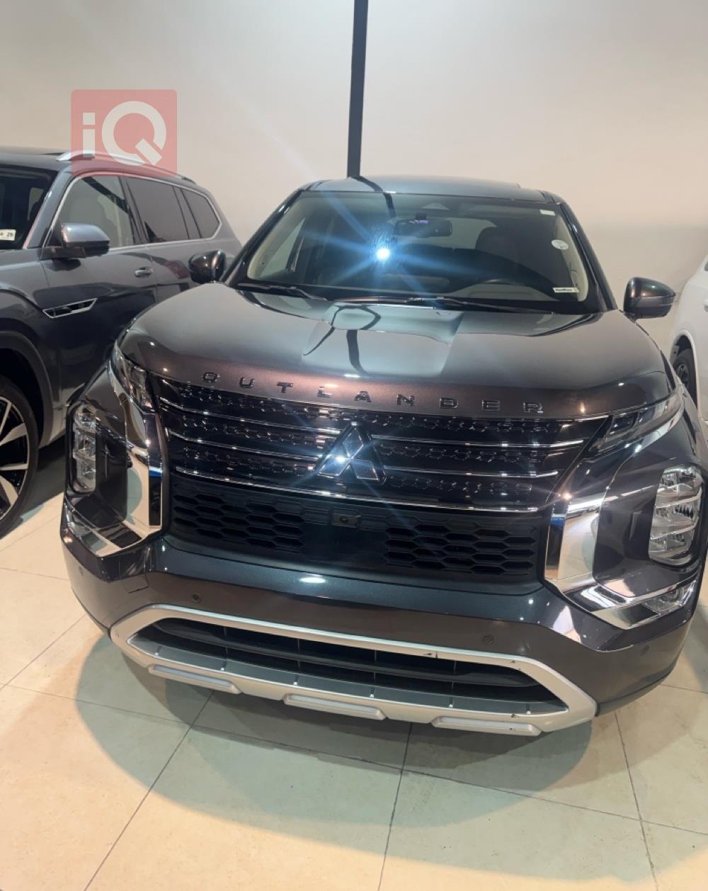 ميتسوبيشي اوتلاندر